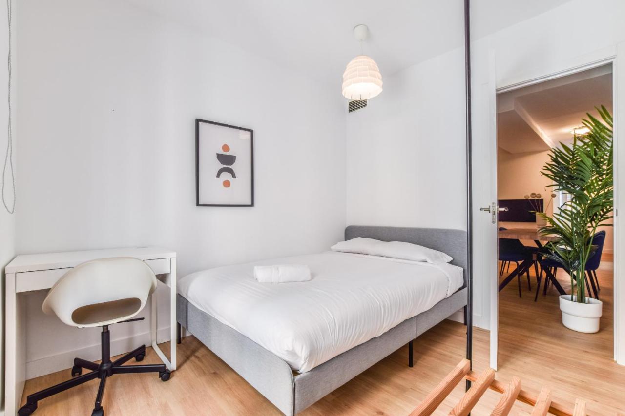 Apartamentos Reformados En Lavapies Madri Exterior foto