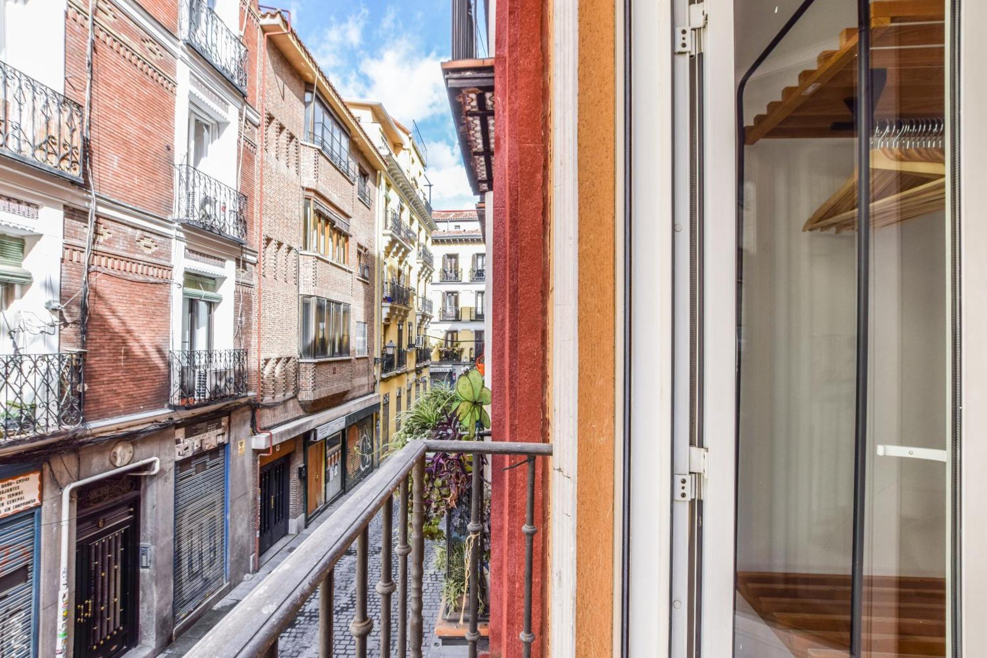 Apartamentos Reformados En Lavapies Madri Exterior foto